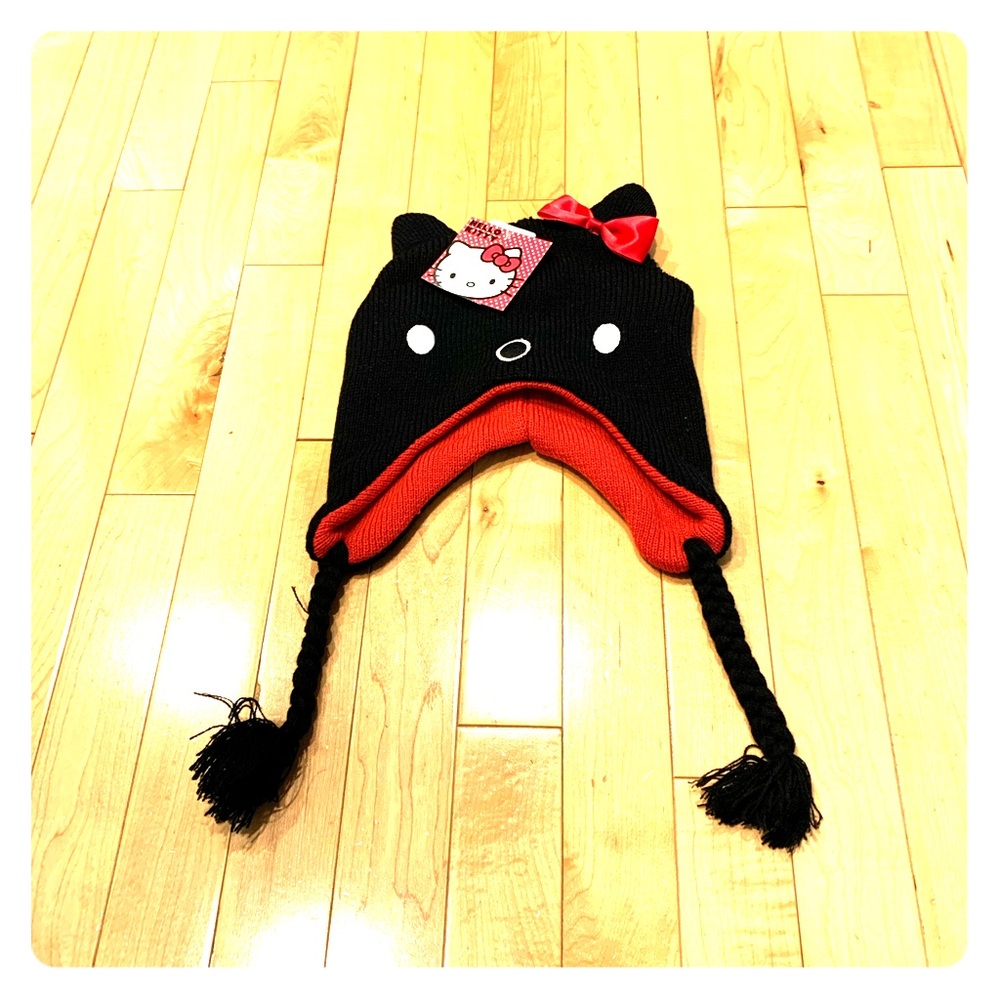 NWT Hello Kitty beanie with pig tail